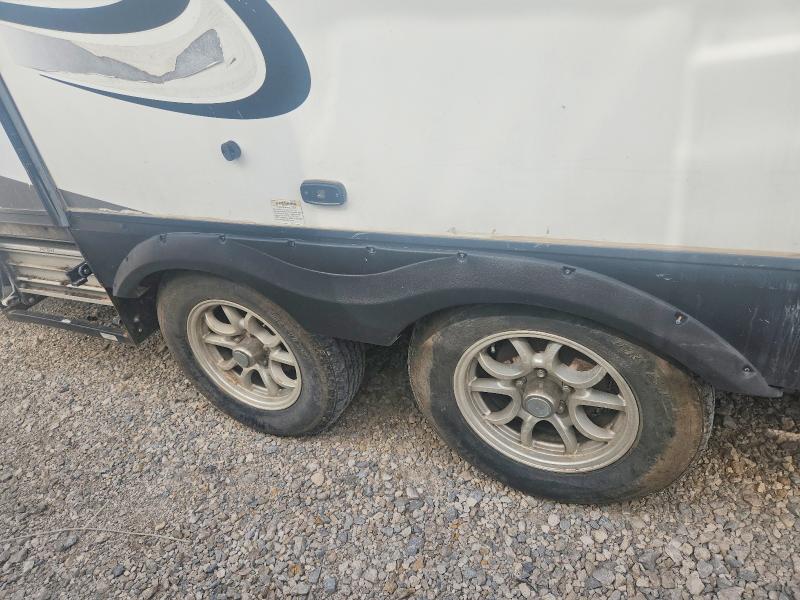 2017 Grand design VIN 573TE3220H6601649 COPART salvage auction — VANDALISM, CT, sold $8,100 on 2026-09-15 (photo 6)