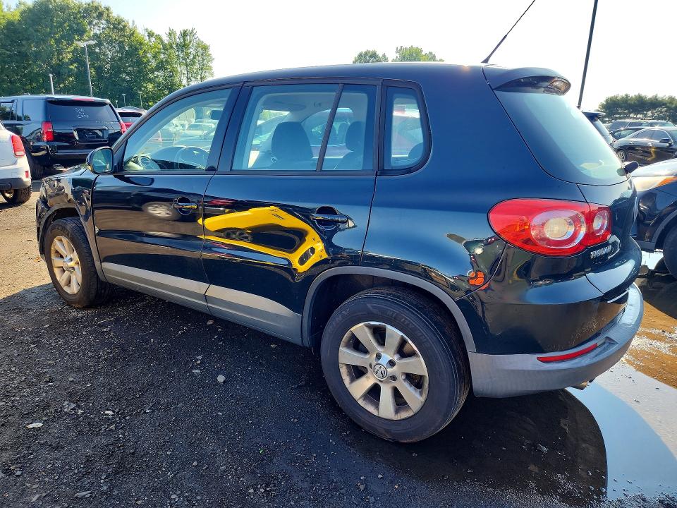 2010 Volkswagen Tiguan VIN WVGAV9AX9AW521167 COPART salvage auction — SIDE, Ct - Cert Of Title-Salvage, sold $450 on 2026-07-16 (photo 2)