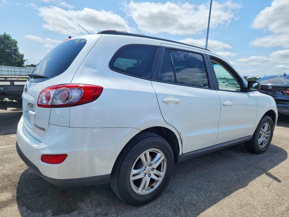 2011 Hyundai Santa fe VIN 5XYZG3AB0BG085200 COPART salvage auction — BURN, OH - CERT OF TITLE-SALVAGE, sold $1,100 on 2026-07-31 (photo 3)