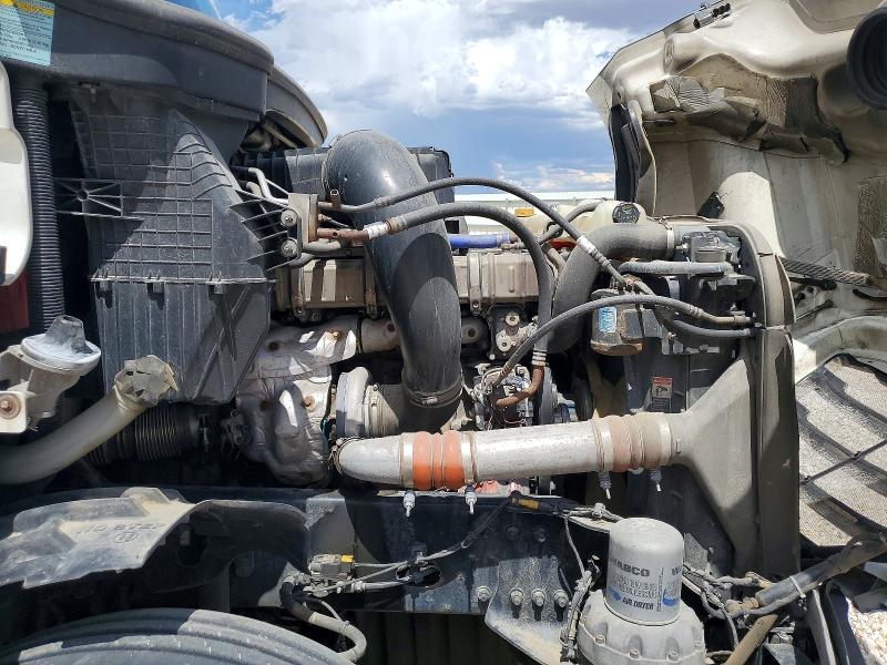 2018 Freightliner All other VIN 3AKJHHDR5JSJR3425 COPART salvage auction — MECHANICAL, ID - CERT OF TITLE -REBUILT SALVAGE, sold $425 on 2026-07-22 (photo 7)