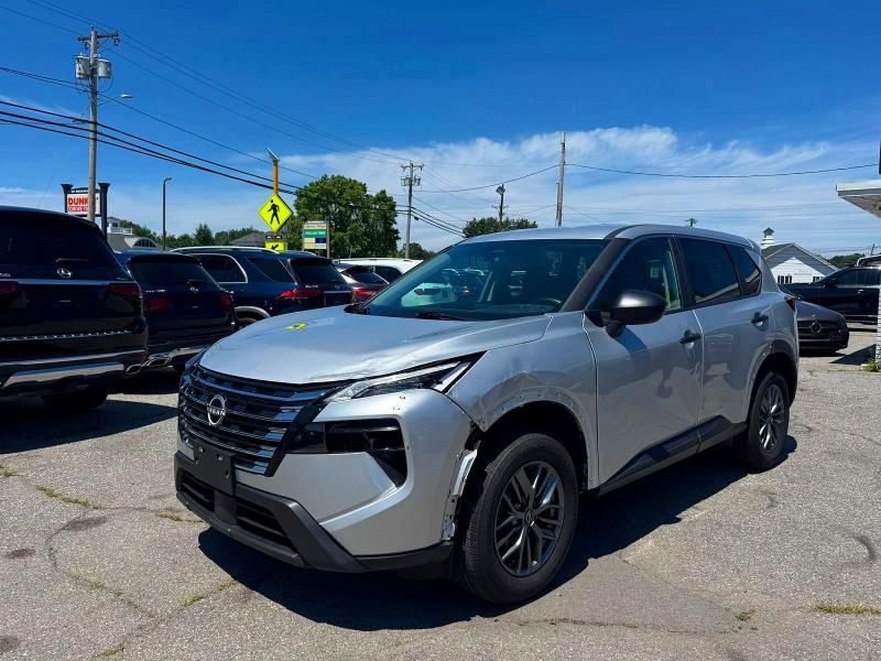 2025 Nissan Rogue VIN 5N1BT3AB3SC795480 COPART salvage auction — NORMAL WEAR, Nj - Certificate Of Title (P), sold $10,900 on 2026-07-27 (photo 2)