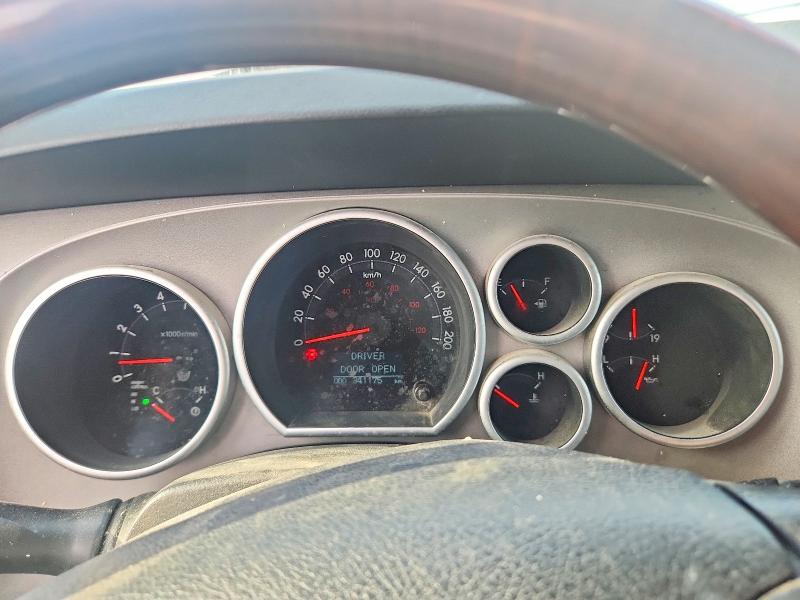 2011 Toyota Sequoia VIN 5TDDY5G15BS044436 COPART salvage auction — REAR END, AB - BOS - SALVAGE, sold $200 on 2026-07-21 (photo 9)