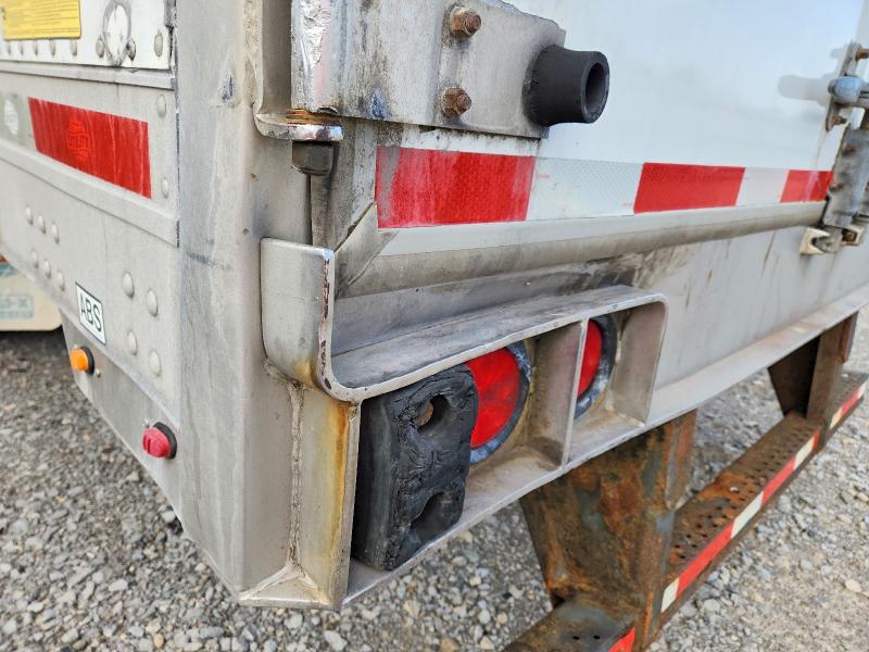 2012 Utility trailer Trailer VIN 1UYVS2532CG358115 COPART salvage auction — ROOF, ME - CERTIFICATE OF TITLE, sold $15 on 2026-07-28 (photo 7)