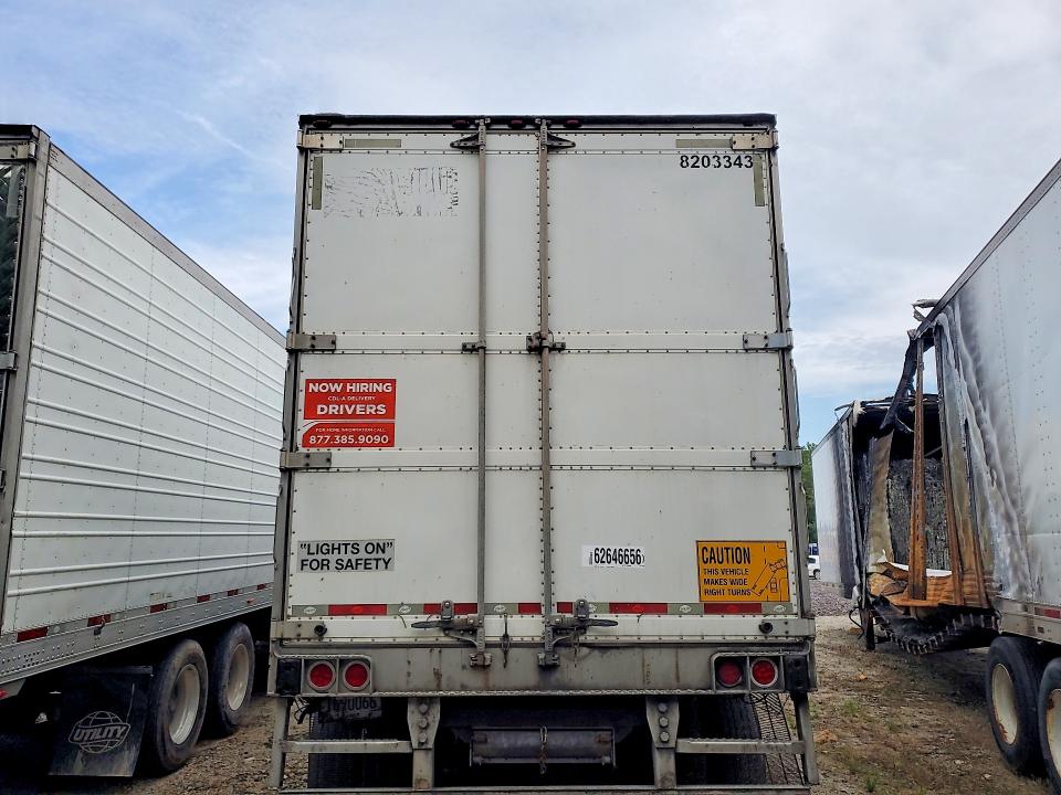 2014 Utility Trailer VIN 1UYVS248XEM771806 COPART salvage auction — MECHANICAL, CZ, sold $550 on 2026-08-04 (photo 6)