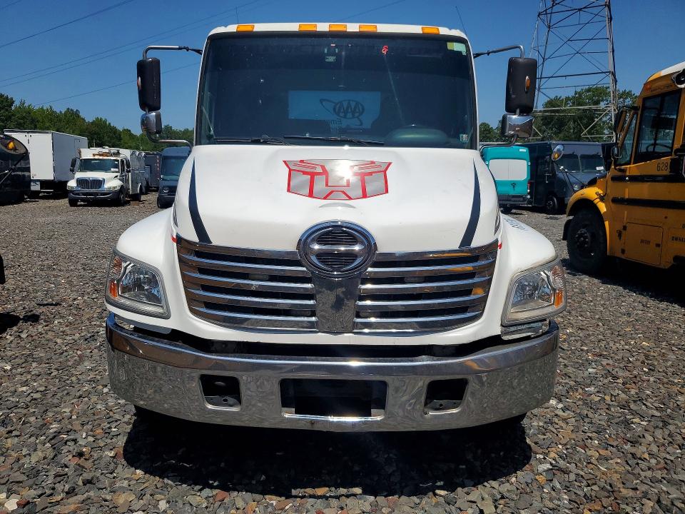 2010 Hino All other VIN 5PVNJ8JP4A4S50493 COPART salvage auction — MINOR DENT/SCRATCHES, PA - CERT OF TITLE, sold $1,250 on 2026-07-27 (photo 5)
