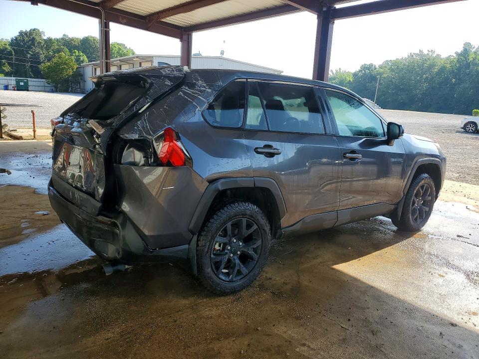 2024 Toyota Rav4 VIN 2T3H1RFV0RC286210 COPART salvage auction — REAR END, MS - CERTIFICATE OF TITLE, sold $15,900 on 2026-07-30 (photo 3)