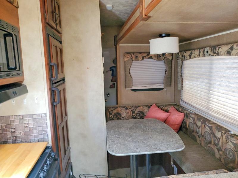 2014 Palonimo VIN 4X4FPTL2XEP045945 COPART salvage auction — NORMAL WEAR, AZ - CERT OF TITLE-RESTORED SALVAGE, sold $4,850 on 2026-07-31 (photo 6)