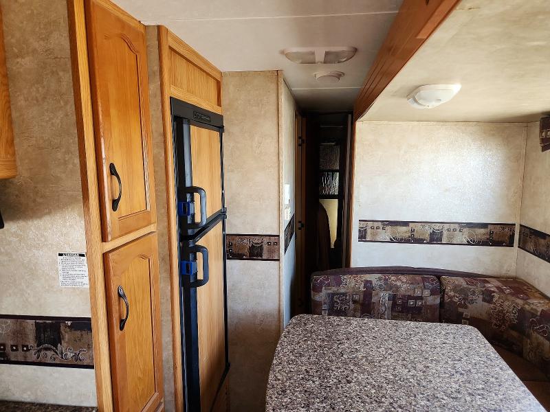 2010 Keystone rv Sprinter VIN 4YDT31B28AC530089 COPART salvage auction — MINOR DENT/SCRATCHES, DV, sold $175 on 2026-07-28 (photo 9)