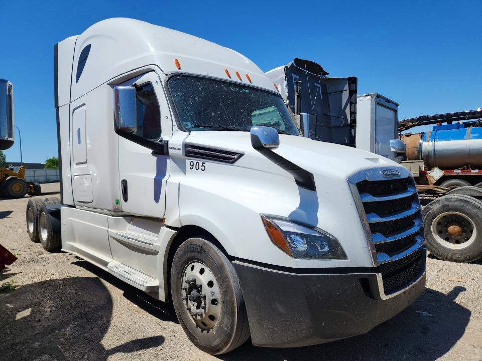 2021 Freightliner All other VIN 3AKJHHDR8MSMU3924 COPART salvage auction — NORMAL WEAR, IL - CERTIFICATE OF TITLE, sold $7,900 on 2026-07-28 (photo 4)