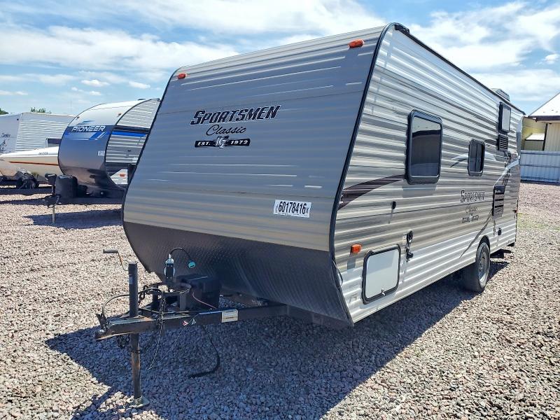 2019 Kz-rv Sportsmen VIN 4EZTK2013K4042149 COPART salvage auction — WATER/FLOOD, ST, sold $40 on 2026-07-30 (photo 2)