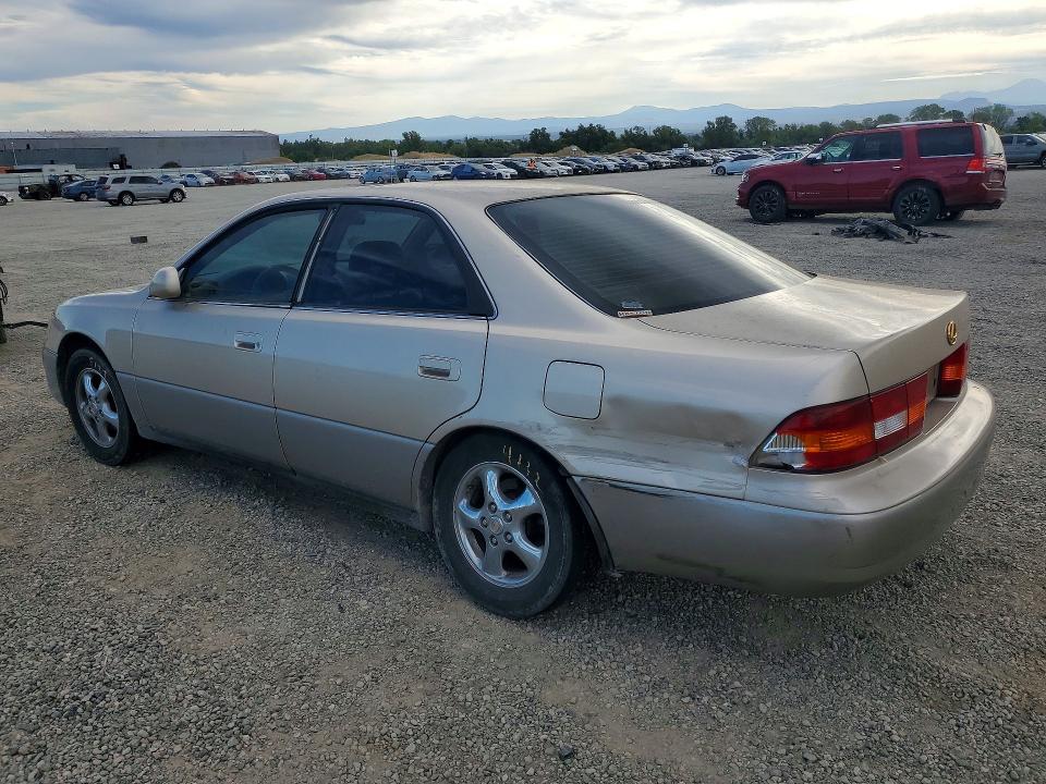 1997 Lexus Es300 VIN JT8BF22G0V0057432 COPART salvage auction — REAR END, CA - SALVAGE CERTIFICATE, sold $525 on 2026-07-31 (photo 2)