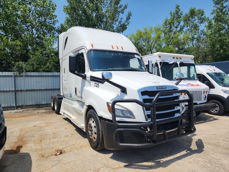 2021 Freightliner All other VIN 3AKJHHDR9MSMT8568 COPART salvage auction — NORMAL WEAR, PA - CERT OF TITLE, sold $3,650 on 2026-07-28 (photo 4)