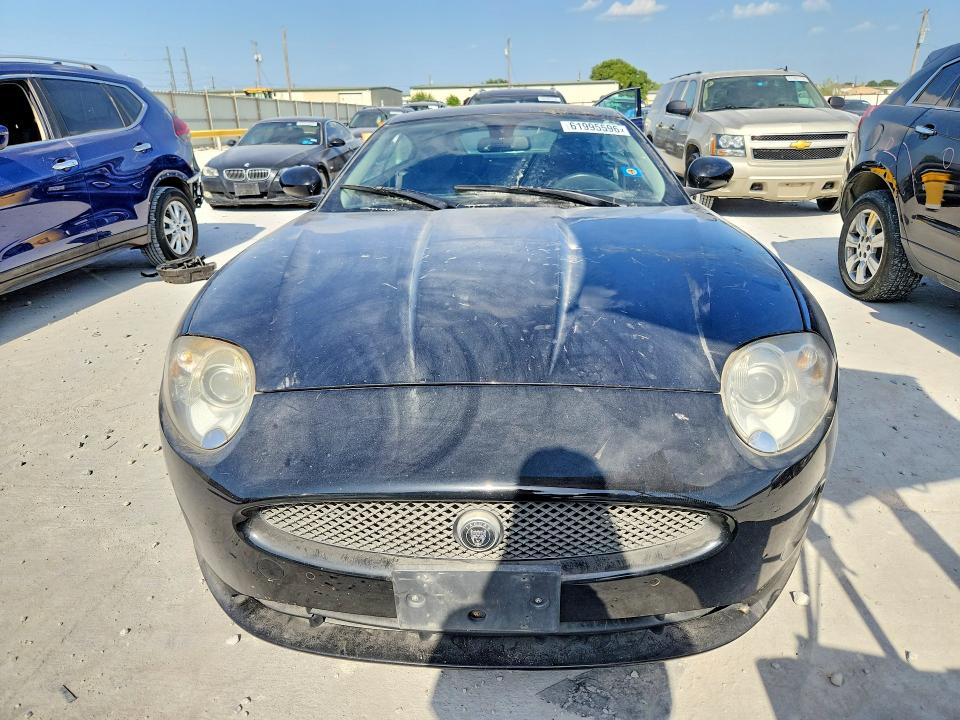 2009 Jaguar Xk VIN SAJWA43B195B29736 COPART salvage auction — MINOR DENT/SCRATCHES, TX - CERTIFICATE OF TITLE, sold $1,950 on 2026-07-31 (photo 5)