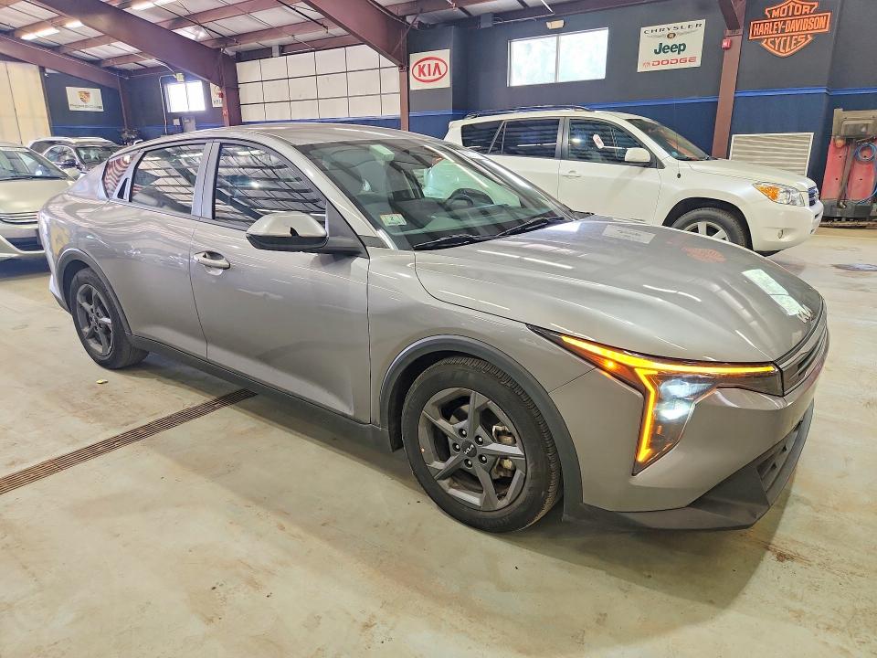 2025 Kia All other VIN 3KPFT4DE6SE054475 COPART salvage auction — FRONT END, Fl - Certificate Of Title, sold $13,600 on 2026-07-22 (photo 4)