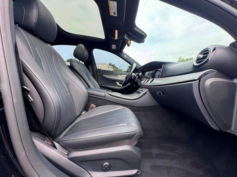 2021 Mercedes-benz E-class VIN W1KZF8DB7MA920004 COPART salvage auction — NORMAL WEAR, FL - CERTIFICATE OF TITLE (P), sold $2,050 on 2026-07-31 (photo 5)
