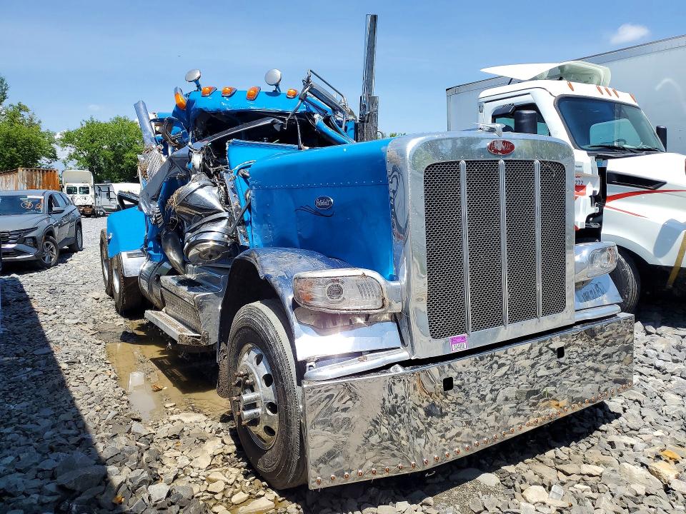 2019 Peterbilt All other VIN 1XPXD49X8KD421808 COPART salvage auction — ROLLOVER, NE - CERT OF TITLE-SALVAGE, sold $5,100 on 2026-07-30 (photo 4)