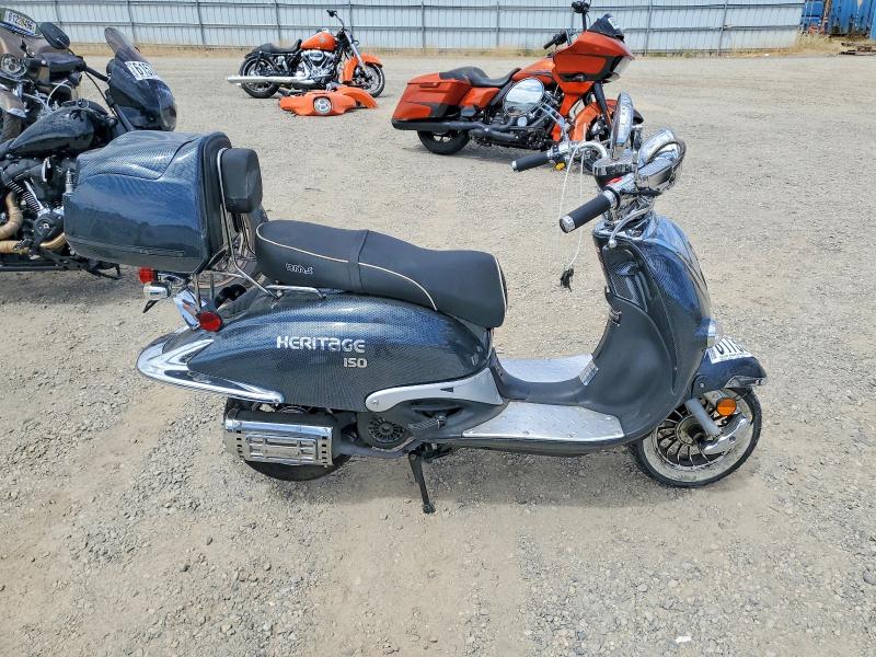 2020 Znen Scooter VIN L5YTCKPF4L1173554 COPART salvage auction — MECHANICAL, DV, sold $10 on 2026-07-31 (photo 1)