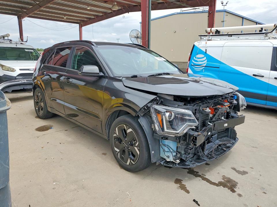 2024 Kia Niro VIN KNDCR3L11R5111567 COPART salvage auction — FRONT END, Tx - Certificate Of Title, sold $7,100 on 2026-08-03 (photo 4)