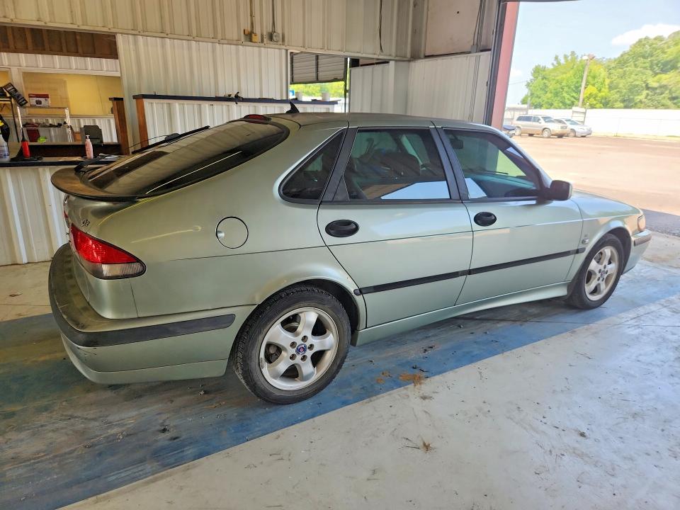 2001 Saab 9-3 VIN YS3DF55K312057802 COPART salvage auction — MINOR DENT/SCRATCHES, Co - Certificate Of Title, sold $425 on 2026-08-05 (photo 3)