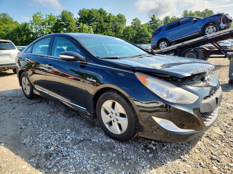 2011 Hyundai Sonata VIN KMHEC4A45BA005628 COPART salvage auction — FRONT END, RS, sold $400 on 2026-07-13 (photo 4)