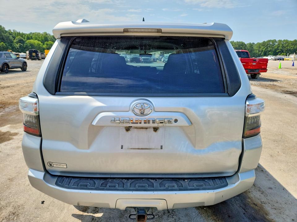 2014 Toyota 4runner VIN JTEZU5JR8E5073032 COPART salvage auction — FRONT END, Ms - Certificate Of Title, sold $5,800 on 2026-07-31 (photo 6)