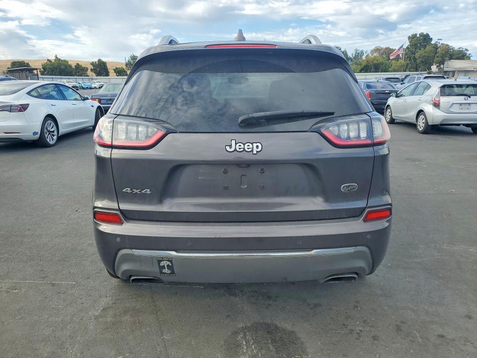 2019 Jeep Cherokee VIN 1C4PJMJN0KD174269 COPART salvage auction — SIDE, Ca - Dis/Dlr/Exp Only Clean Title, sold $2,850 on 2026-08-10 (photo 6)