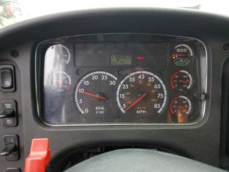2016 Freightliner All other VIN 3ALACXDT2GDGV6363 COPART salvage auction — MINOR DENT/SCRATCHES, MD - CERTIFICATE OF TITLE, sold $12,000 on 2026-08-14 (photo 9)