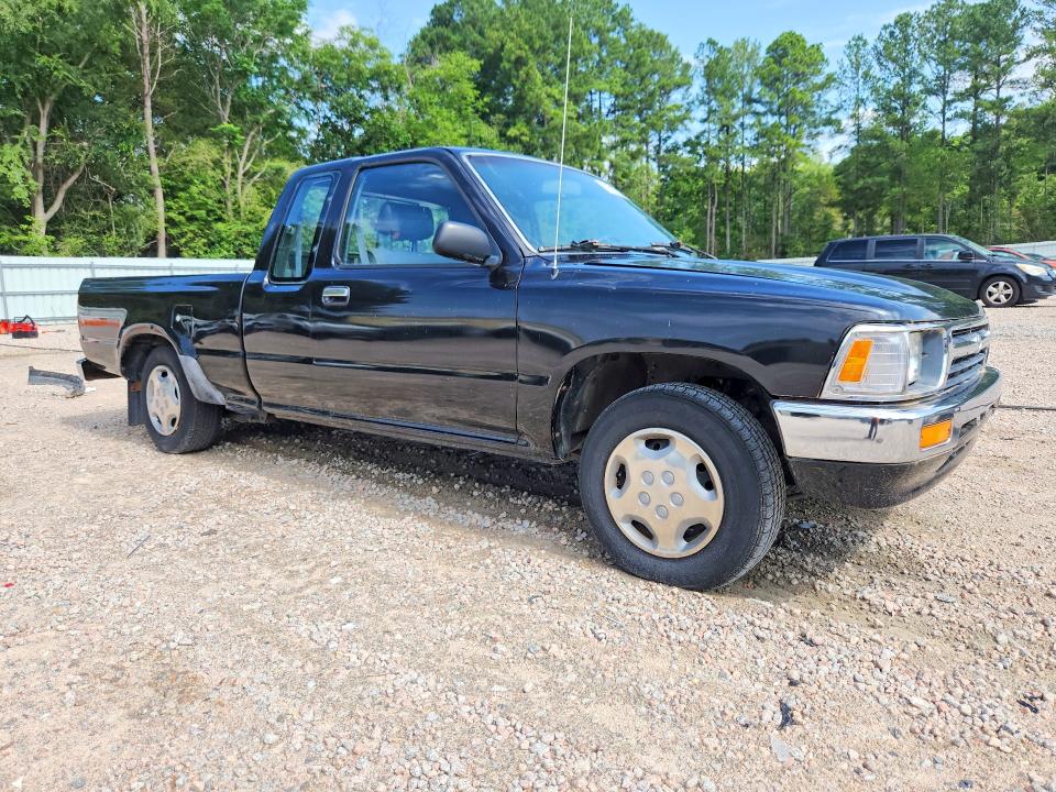 1992 Toyota All other VIN JT4RN93P2N5050172 COPART salvage auction — MINOR DENT/SCRATCHES, Nc - Non Public Clean Title, sold $4,100 on 2026-07-31 (photo 4)