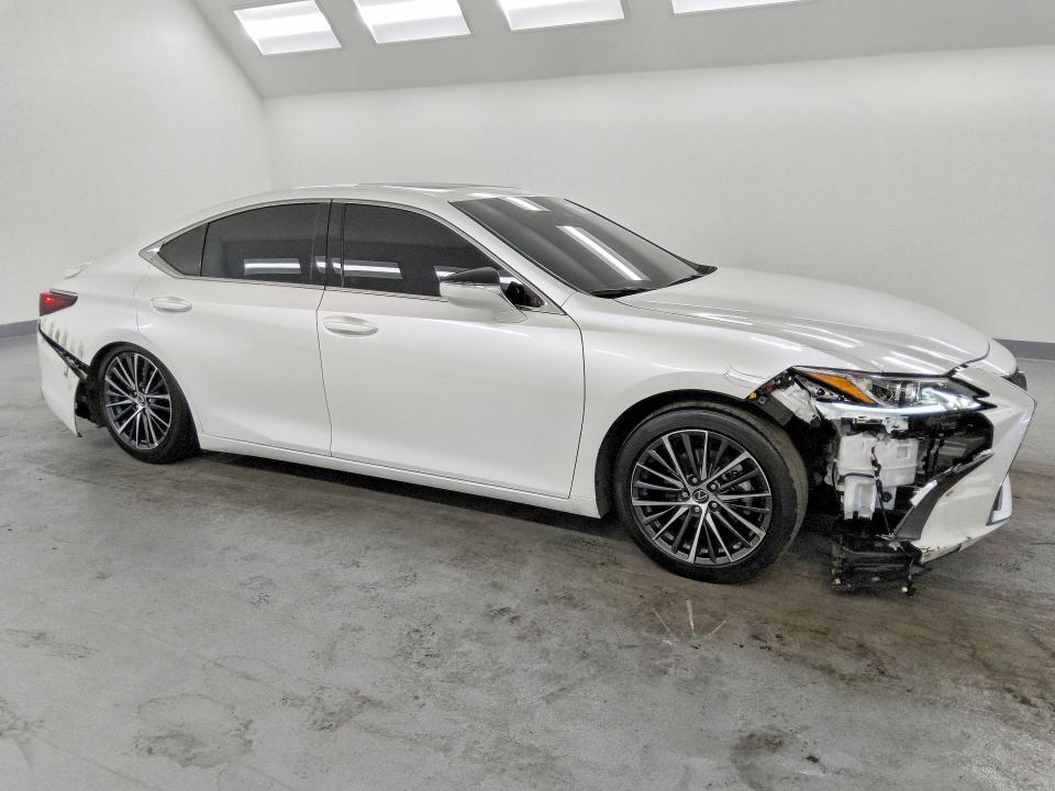 2025 Lexus Es300 VIN 58ADA1C10SU067397 COPART salvage auction — FRONT END, CA - CERTIFICATE OF TITLE, sold $18,100 on 2026-07-23 (photo 4)