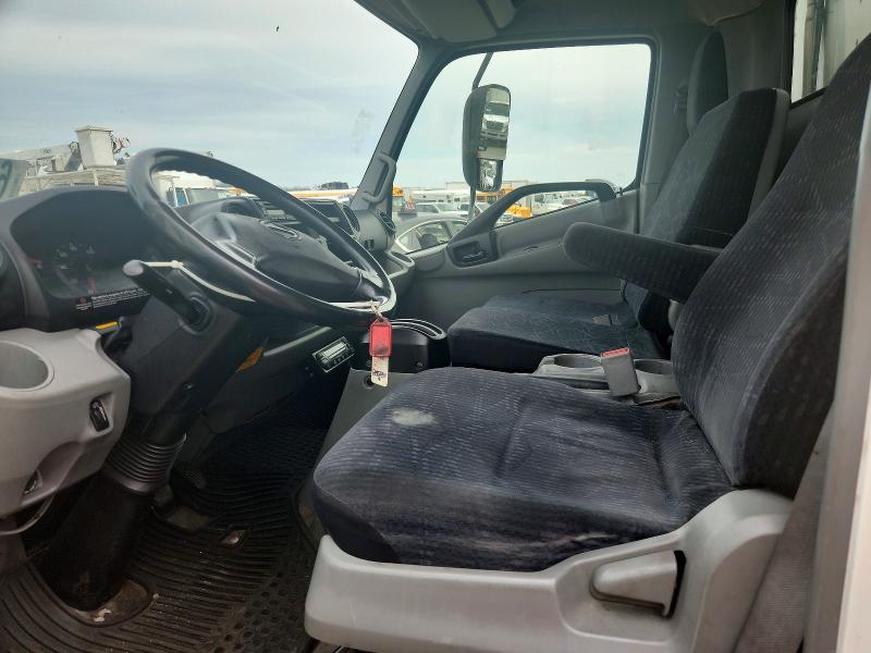2018 Hino All other VIN JHHRDM2H0JK005160 COPART salvage auction — MINOR DENT/SCRATCHES, NY - CERTIFICATE OF TITLE, sold $9,600 on 2026-07-28 (photo 7)