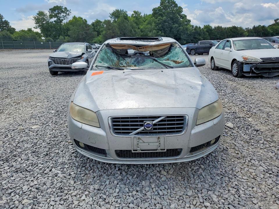 2008 Volvo S80 VIN YV1AH992381048369 COPART salvage auction — ROLLOVER, TN - SALVAGE CERTIFICATE, sold $175 on 2026-08-20 (photo 5)