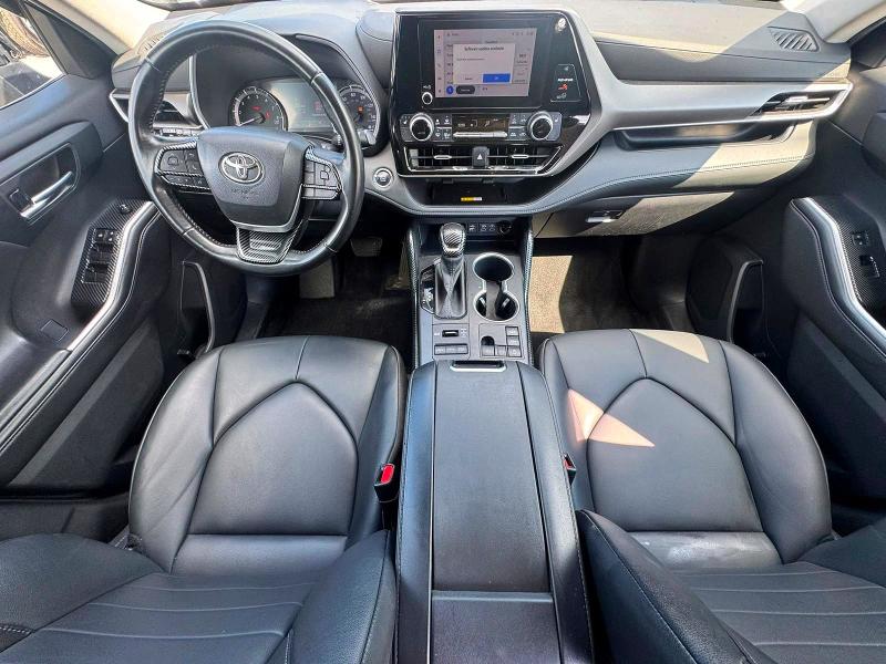 2023 Toyota Highlander VIN 5TDKDRBH1PS011052 COPART salvage auction — NORMAL WEAR, CT, sold $22,500 on 2026-07-20 (photo 9)