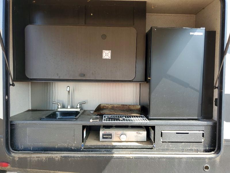 2021 Highland ridge Mesa ridge VIN 58TBH0BU9M3M13052 COPART salvage auction — WATER/FLOOD, MO - CERT OF TITLE-PRIOR SALVAGE, sold $2,500 on 2026-07-28 (photo 8)
