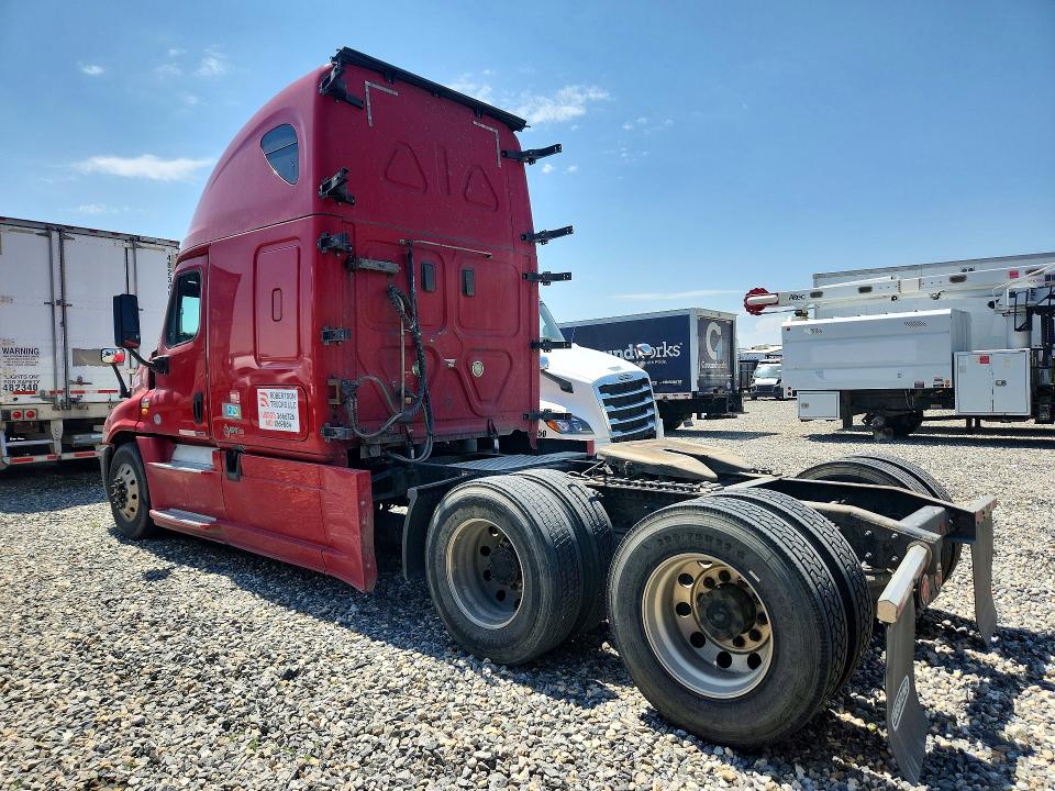 2017 Freightliner All other VIN 3AKJGLDR6HSHM5713 COPART salvage auction — MECHANICAL, IL - CERTIFICATE OF TITLE, sold $300 on 2026-08-11 (photo 2)