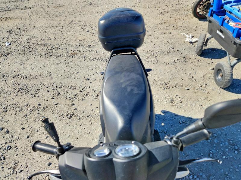 2015 Genuine scooter co. Scooter VIN RFVBFBF94F1000441 COPART salvage auction — MECHANICAL, CO - PUBLIC - SALVAGE TITLE (P), sold $200 on 2026-07-16 (photo 5)