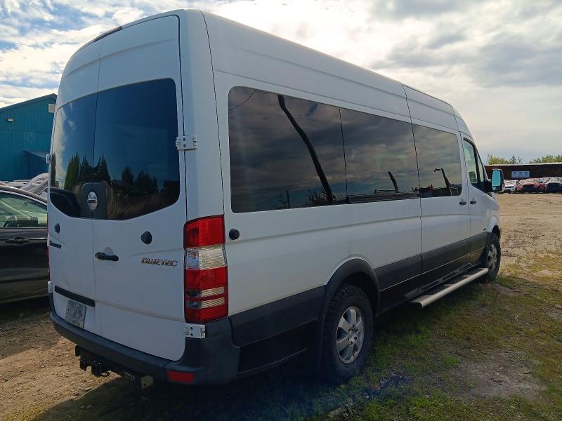 2013 Freightliner Sprinter VIN WCDPE8CC4D5767673 COPART salvage auction — NORMAL WEAR, AK - CERTIFICATE OF VEHICLE TITLE, sold $2,150 on 2026-07-28 (photo 3)