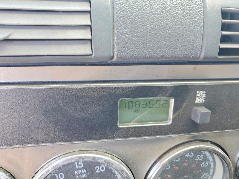 2015 Freightliner All other VIN 3AKJGLD62FSFL2809 COPART salvage auction — BURN, CA - LIEN PAPERS-CLEAN OR AC (P), sold $100 on 2026-08-04 (photo 9)