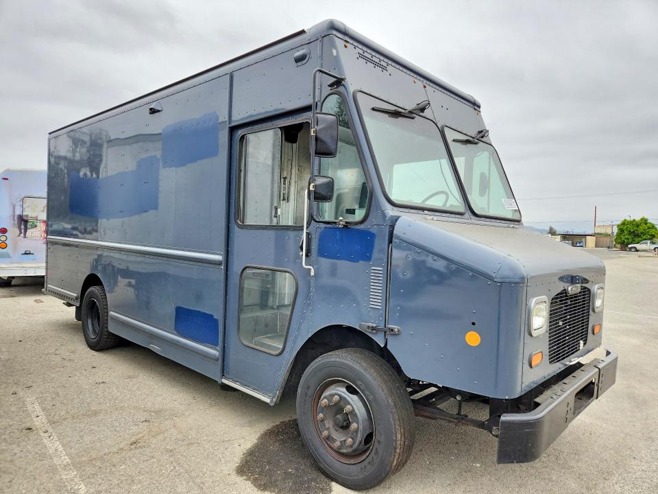 2021 Freightliner All other VIN 4UZAC2GA2MCMM9749 COPART salvage auction — MINOR DENT/SCRATCHES, CA - DIS/DLR/EXP ONLY CLEAN TITLE, sold $550 on 2026-07-28 (photo 4)