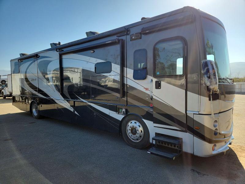 2019 Freightliner All other VIN 4UZACGFC1KCKS6809 COPART salvage auction — WATER/FLOOD, CA - CERT OF TITLE-SALVAGED, sold $5,700 on 2026-07-23 (photo 1)