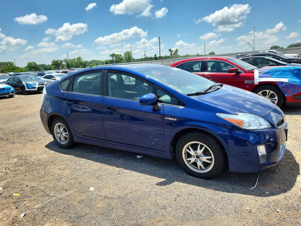 2011 Toyota Prius VIN JTDKN3DUXB0279680 COPART salvage auction — MINOR DENT/SCRATCHES, CT, sold $850 on 2026-07-24 (photo 4)