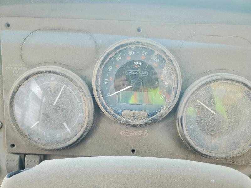 2008 Frht - freightliner All other VIN 4UZAAPDU48CAA9084 COPART salvage auction — FRONT END, IN - DIS/DLR/EXP ONLY CLEAN TITLE, sold $275 on 2026-08-11 (photo 9)