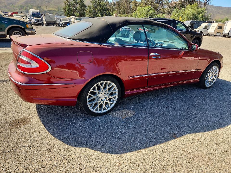 2004 Mercedes-benz Clk-class VIN WDBTK75G14T005040 COPART salvage auction — MINOR DENT/SCRATCHES, Ca - Dis/Dlr/Exp Only Clean Title, sold $375 on 2026-07-31 (photo 3)