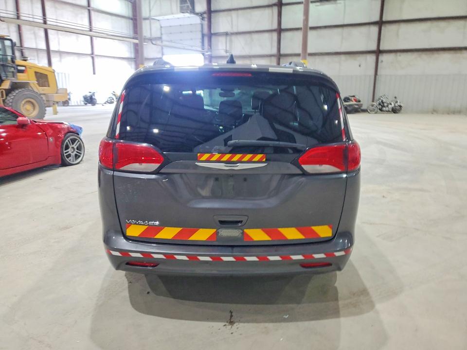 2021 Chrysler Minivan VIN 2C4RC1DG7MR549833 COPART salvage auction — MECHANICAL, In - Certificate Of Title, sold $1,550 on 2026-08-18 (photo 6)