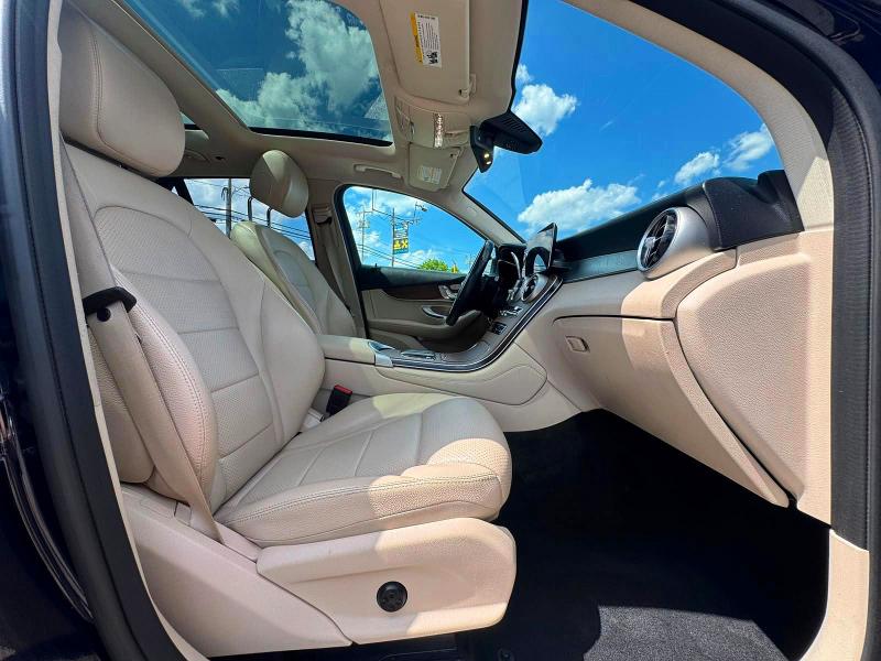 2021 Mercedes-benz Glc class VIN W1N0G8EB2MF889366 COPART salvage auction — NORMAL WEAR, CT, sold $12,700 on 2026-07-17 (photo 5)