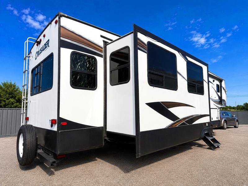 2020 Forest river Crusader VIN 5ZT3CS3B4LG124943 COPART salvage auction — MINOR DENT/SCRATCHES, CT, sold $1,200 on 2026-07-21 (photo 4)
