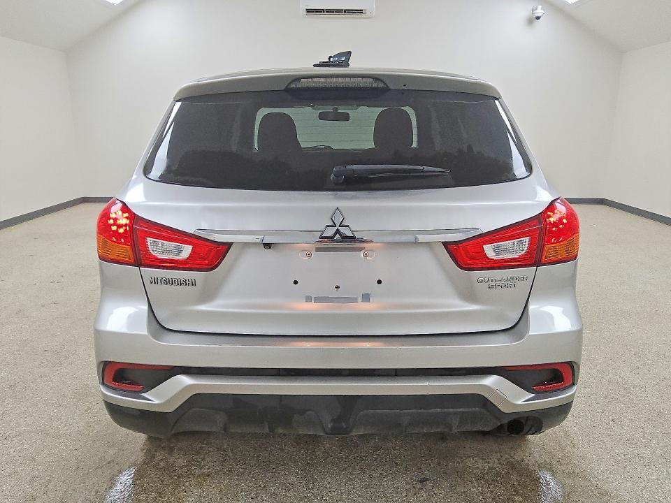 2019 Mitsubishi Outlander VIN JA4AR3AU0KU007758 COPART salvage auction — MINOR DENT/SCRATCHES, CO - CERTIFICATE OF TITLE, sold $850 on 2026-07-23 (photo 6)