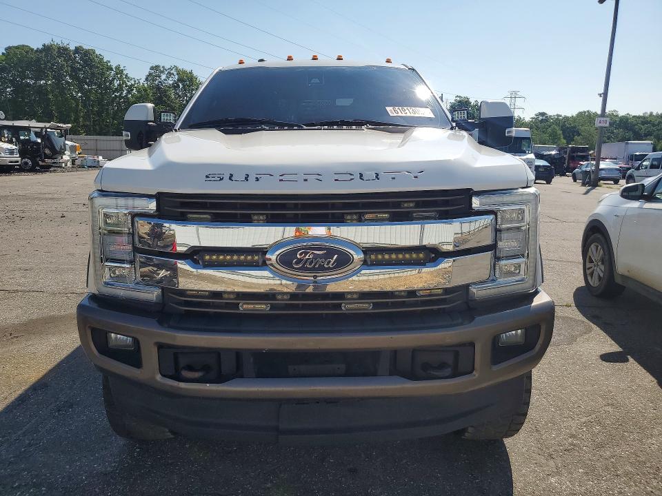 2018 Ford F250 VIN 1FT7W2BT0JEC36250 COPART salvage auction — MINOR DENT/SCRATCHES, PA - RECONSTRUCTED CLEAN, sold $8,900 on 2026-07-28 (photo 5)
