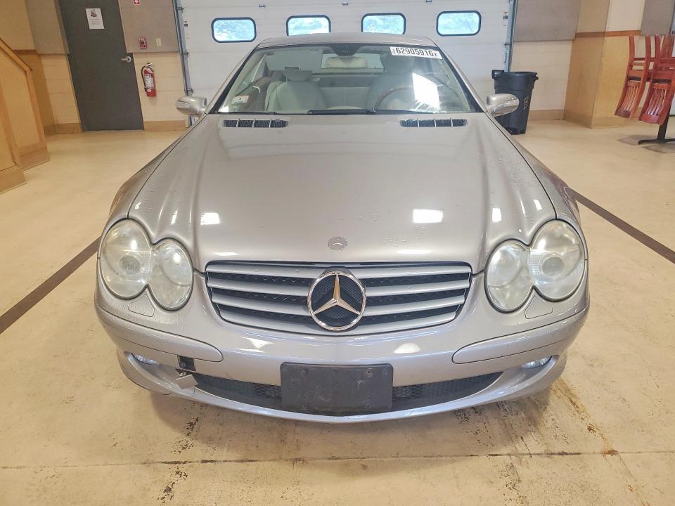 2005 Mercedes-benz Sl-class VIN WDBSK75F75F092834 COPART salvage auction — NORMAL WEAR, MA - CERTIFICATE OF TITLE, sold $1,000 on 2026-07-30 (photo 5)