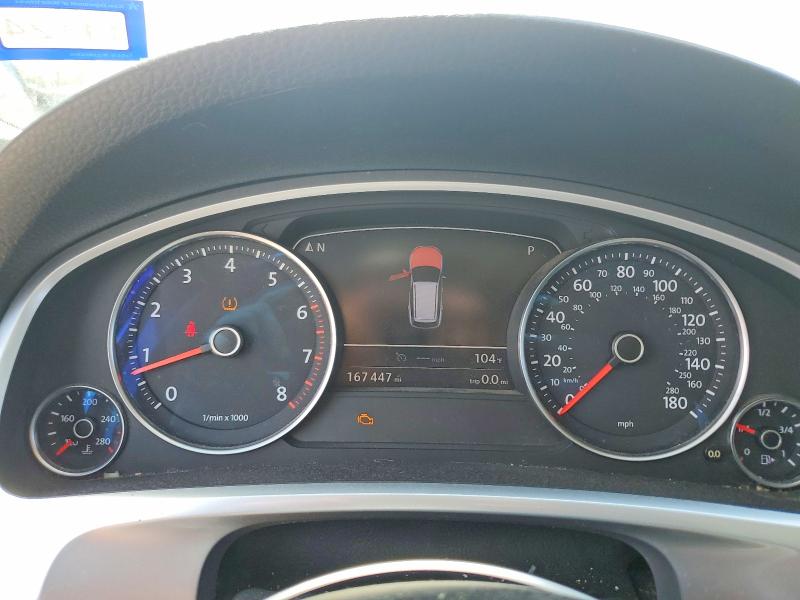 2013 Volkswagen Touareg VIN WVGEF9BP0DD004983 COPART salvage auction — MECHANICAL, TX - CERTIFICATE OF TITLE, sold $850 on 2026-08-13 (photo 9)