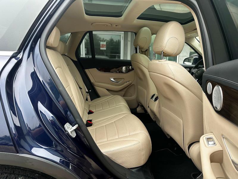 2016 Mercedes-benz Glc class VIN WDC0G4KB3GF014235 COPART salvage auction — MINOR DENT/SCRATCHES, ME - CERTIFICATE OF TITLE (P), sold $10,400 on 2026-07-27 (photo 6)
